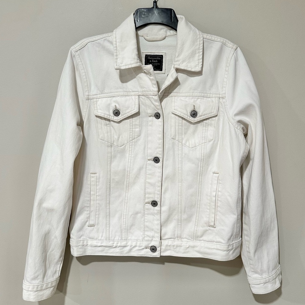 Abercrombie & Fitch Off-White Denim Jacket